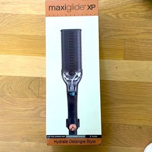 Brand new maxi glide hair straightener